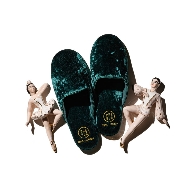 VELVET SLIPPER