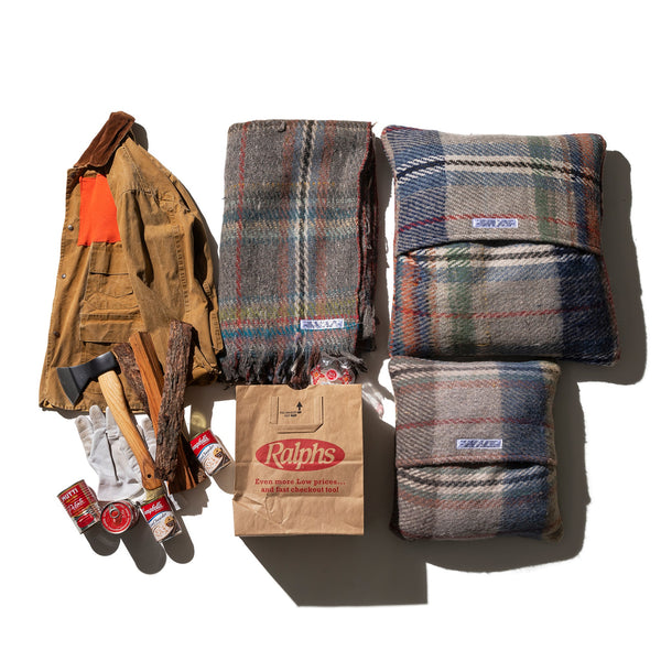 RECYCLED WOOL MIX BLANKET / Assorted Colour