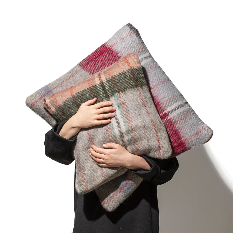 RECYCLED WOOL MIX CUSHION COVER 60 x 60 / Assorted Colour