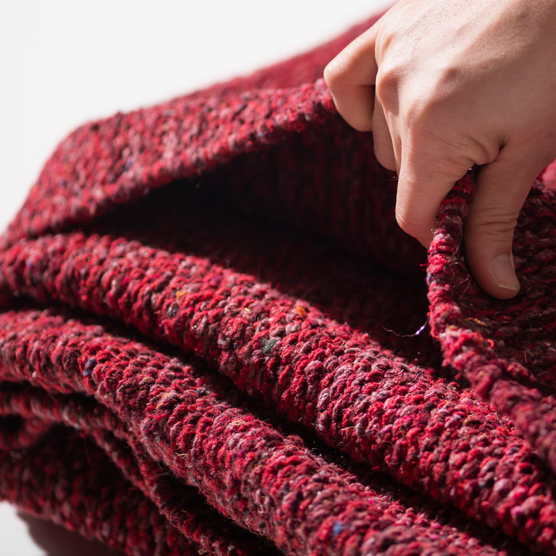 HANDLOOM RECYCLED YARN RUG / 1.4 x 2.0